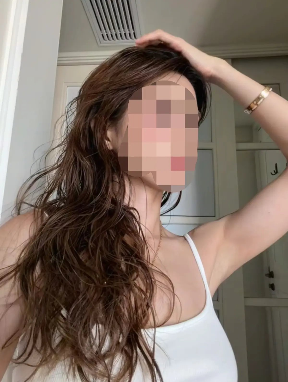 免费在线欣赏《夏美酱早期写真》，1080P高清影像记录，带你领略夏美酱早期的独特风采！