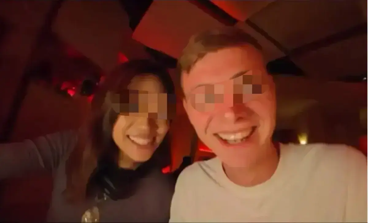 《老外街头挑战24小时恋爱》1080P高清无广告在线观看！海外博主西安街头跟拍，见证24小时恋爱挑战，原汁原味未删减全片免费享