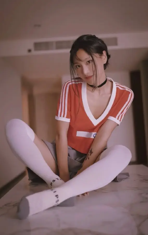 全网疯传《刘玥合集》4K超清未删减免费在线畅看-刘玥外网最新视频不断更新，人气博主刘玥女性向视频全系列免费无广告播放《刘玥合集》创意记录下载